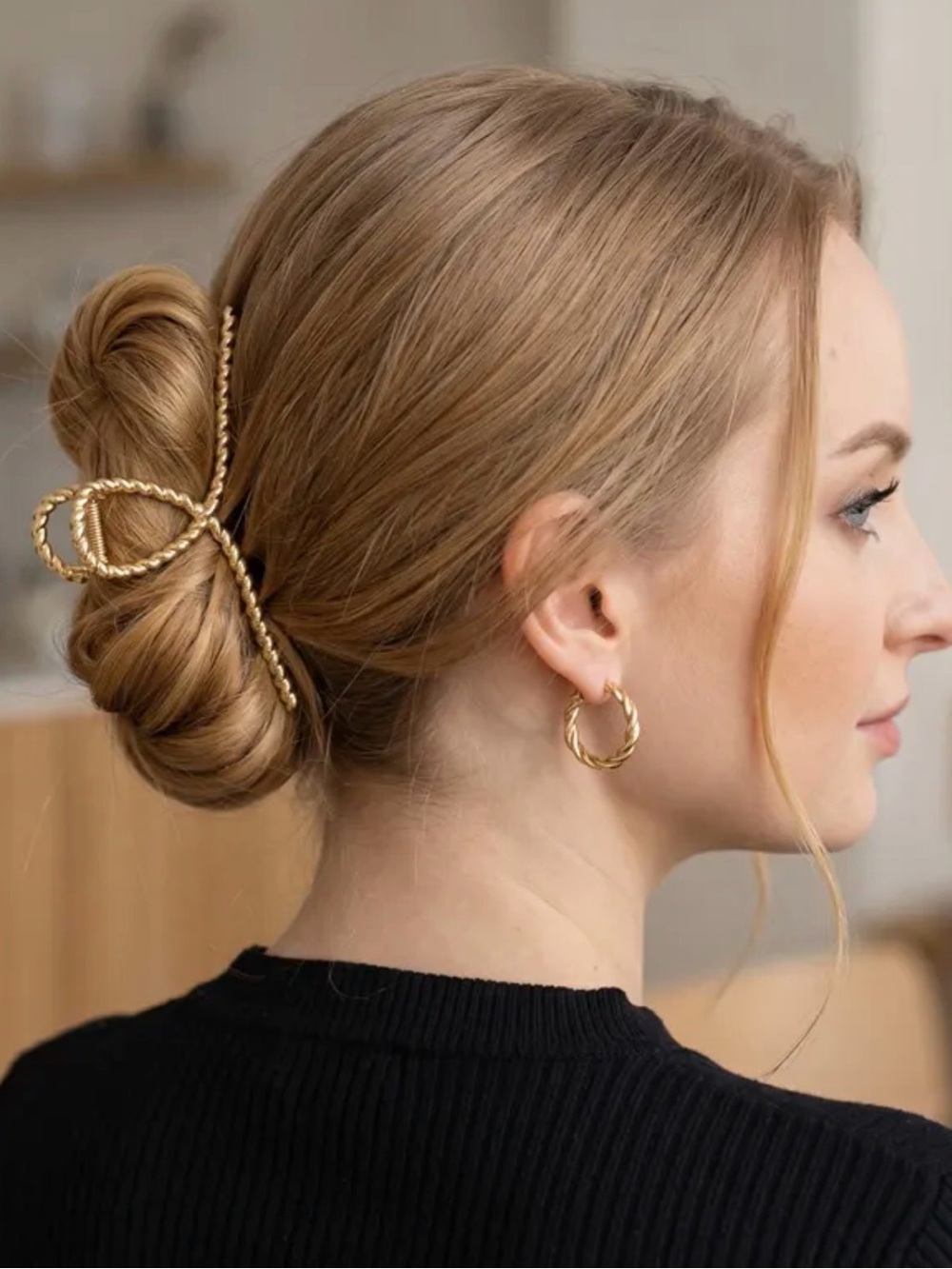 New🌟Anthropologie-Gold Twist Chain Hair Clip